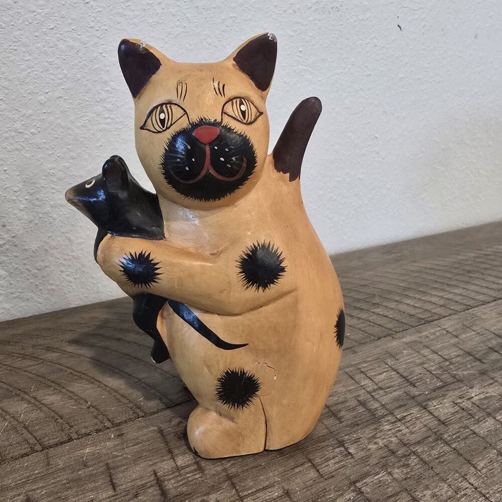 Bermuda Trader Folk Art Cat Holding Kitten Figurine Hand Painted Wood Decor
